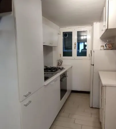 Mazzini 8 Apartamento Rapallo